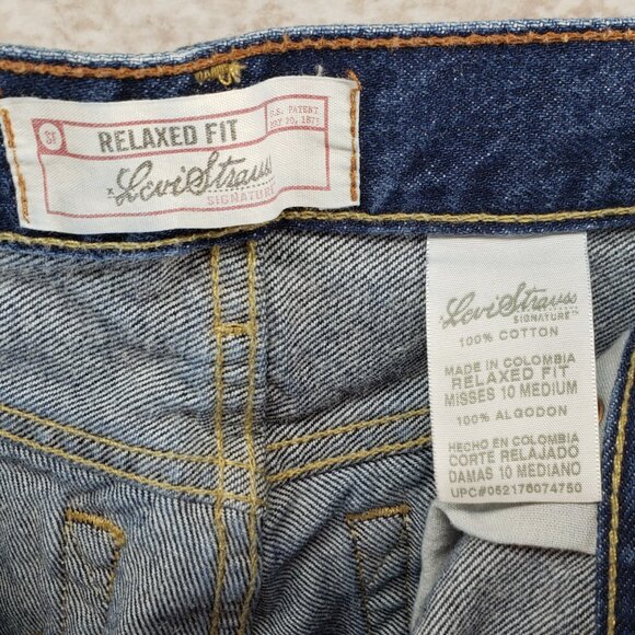 Classic Dark Wash Levis Mid Rise Mom Jeans Pants Relaxed Misses Size 10 Medium - Picture 5 of 9